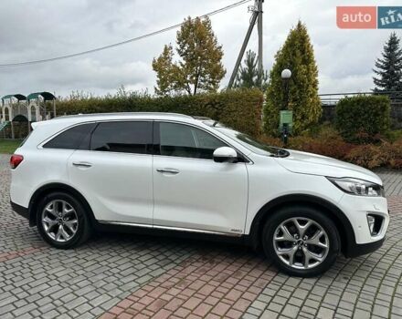 Кіа Соренто 2015 у Луцьку на Automoto.ua Білий Кіа Соренто, об'ємом двигуна 2.2 л та пробігом 150 тис. км за 23500 $, фото 9 на Automoto.ua