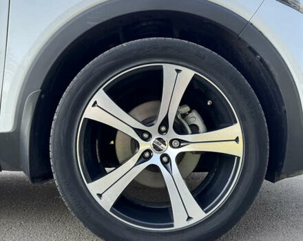 Белый Киа Соренто, объемом двигателя 2.36 л и пробегом 96 тыс. км за 16500 $, фото 22 на Automoto.ua