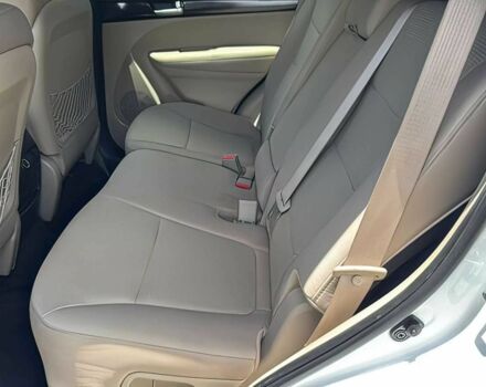 Белый Киа Соренто, объемом двигателя 2.4 л и пробегом 70 тыс. км за 3500 $, фото 11 на Automoto.ua