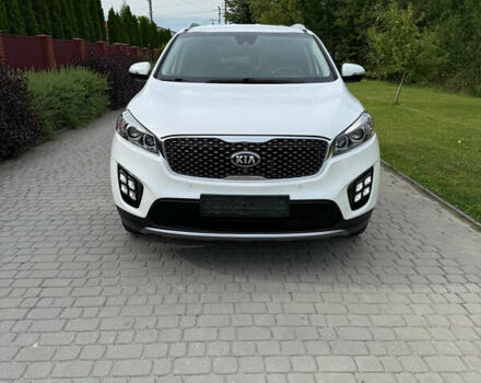 Белый Киа Соренто, объемом двигателя 2 л и пробегом 164 тыс. км за 19500 $, фото 1 на Automoto.ua