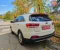 Киа Соренто 2015 в Могилев-Подольском на Automoto.ua Белый Киа Соренто, объемом двигателя 2.2 л и пробегом 214 тыс. км за 19300 $, фото 9 на Automoto.ua
