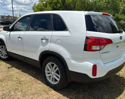 Белый Киа Соренто, объемом двигателя 2.4 л и пробегом 70 тыс. км за 3500 $, фото 5 на Automoto.ua
