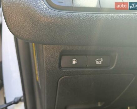 Белый Киа Соренто, объемом двигателя 2 л и пробегом 106 тыс. км за 19000 $, фото 28 на Automoto.ua