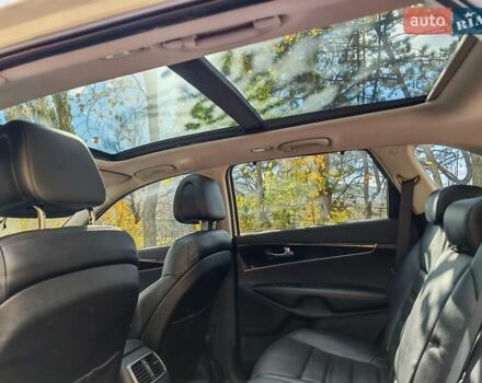 Киа Соренто 2015 в Могилев-Подольском на Automoto.ua Белый Киа Соренто, объемом двигателя 2.2 л и пробегом 214 тыс. км за 19300 $, фото 47 на Automoto.ua