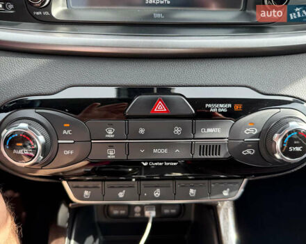 Киа Соренто 2015 в Львове на Automoto.ua Белый Киа Соренто, объемом двигателя 2 л и пробегом 164 тыс. км за 19100 $, фото 19 на Automoto.ua