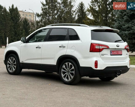 Білий Кіа Соренто, об'ємом двигуна 2.2 л та пробігом 175 тис. км за 17750 $, фото 13 на Automoto.ua
