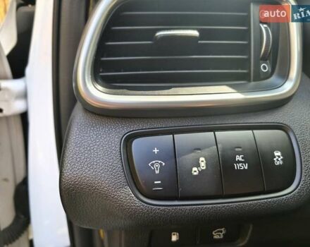 Белый Киа Соренто, объемом двигателя 2 л и пробегом 106 тыс. км за 19000 $, фото 30 на Automoto.ua