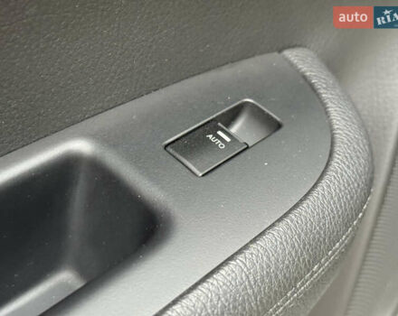 Білий Кіа Соренто, об'ємом двигуна 2.2 л та пробігом 175 тис. км за 17750 $, фото 42 на Automoto.ua