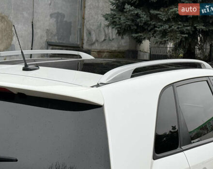 Білий Кіа Соренто, об'ємом двигуна 2.2 л та пробігом 175 тис. км за 17750 $, фото 32 на Automoto.ua