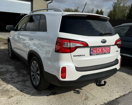 Киа Соренто 2015 в Ивано-Франковске на Automoto.ua Белый Киа Соренто, объемом двигателя 2.2 л и пробегом 169 тыс. км за 19499 $, фото 6 на Automoto.ua