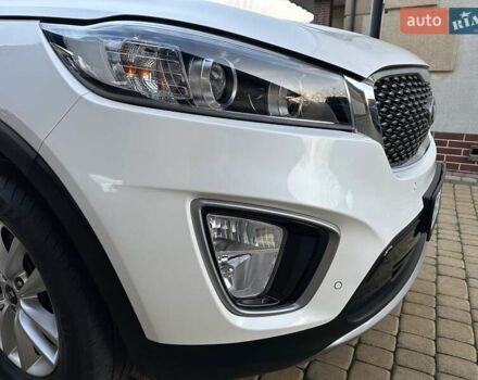 Белый Киа Соренто, объемом двигателя 2.2 л и пробегом 225 тыс. км за 19191 $, фото 82 на Automoto.ua