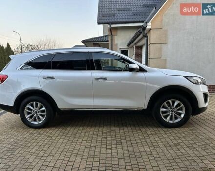 Белый Киа Соренто, объемом двигателя 2.2 л и пробегом 225 тыс. км за 19191 $, фото 39 на Automoto.ua