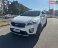 Белый Киа Соренто, объемом двигателя 2 л и пробегом 290 тыс. км за 18000 $, фото 3 на Automoto.ua