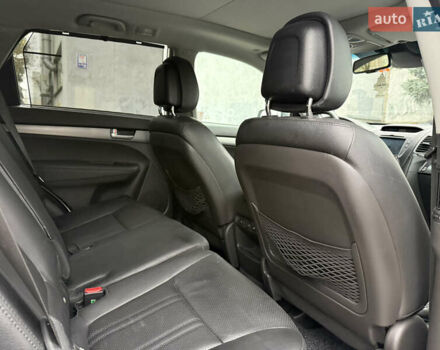 Білий Кіа Соренто, об'ємом двигуна 2.2 л та пробігом 175 тис. км за 17750 $, фото 48 на Automoto.ua