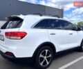 Белый Киа Соренто, объемом двигателя 3.3 л и пробегом 143 тыс. км за 15900 $, фото 1 на Automoto.ua