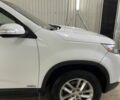 Белый Киа Соренто, объемом двигателя 2.4 л и пробегом 220 тыс. км за 13900 $, фото 3 на Automoto.ua