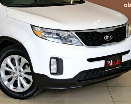 Белый Киа Соренто, объемом двигателя 3.3 л и пробегом 81 тыс. км за 12900 $, фото 2 на Automoto.ua