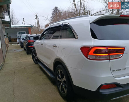Білий Кіа Соренто, об'ємом двигуна 0 л та пробігом 220 тис. км за 19499 $, фото 8 на Automoto.ua