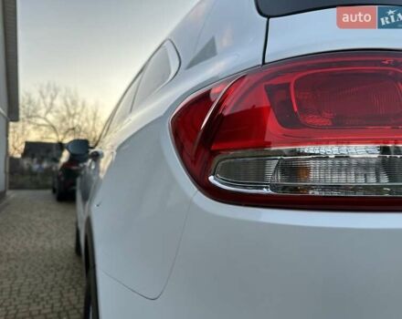 Белый Киа Соренто, объемом двигателя 2.2 л и пробегом 225 тыс. км за 19191 $, фото 54 на Automoto.ua