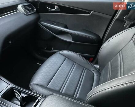 Белый Киа Соренто, объемом двигателя 2.2 л и пробегом 225 тыс. км за 19191 $, фото 131 на Automoto.ua