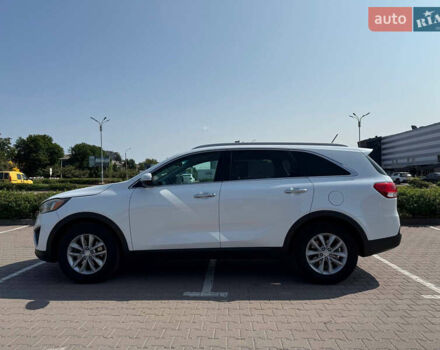 Белый Киа Соренто, объемом двигателя 2.35 л и пробегом 160 тыс. км за 14200 $, фото 3 на Automoto.ua