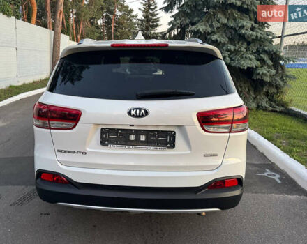Белый Киа Соренто, объемом двигателя 2.2 л и пробегом 128 тыс. км за 19500 $, фото 5 на Automoto.ua