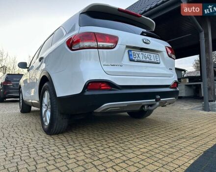 Белый Киа Соренто, объемом двигателя 2.2 л и пробегом 225 тыс. км за 19191 $, фото 20 на Automoto.ua
