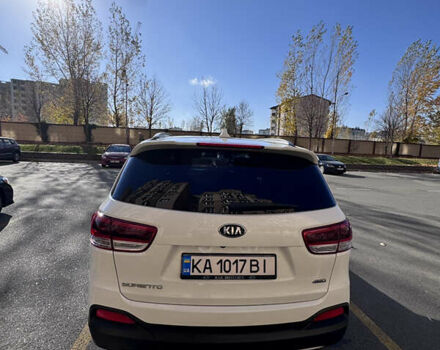 Белый Киа Соренто, объемом двигателя 2.2 л и пробегом 122 тыс. км за 21900 $, фото 3 на Automoto.ua