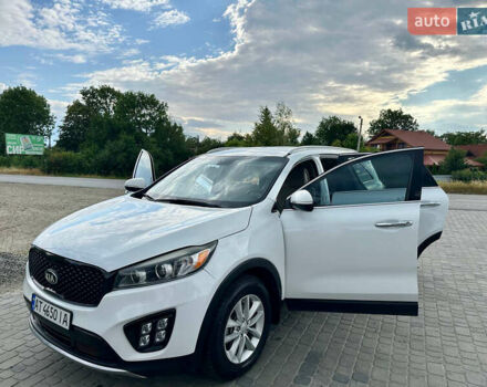 Белый Киа Соренто, объемом двигателя 2.4 л и пробегом 168 тыс. км за 12700 $, фото 24 на Automoto.ua