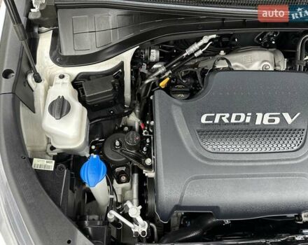 Кіа Соренто 2015 у Луцьку на Automoto.ua Білий Кіа Соренто, об'ємом двигуна 2.2 л та пробігом 150 тис. км за 23500 $, фото 116 на Automoto.ua