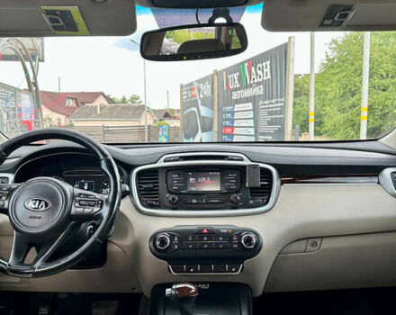 Белый Киа Соренто, объемом двигателя 2.4 л и пробегом 168 тыс. км за 12700 $, фото 21 на Automoto.ua