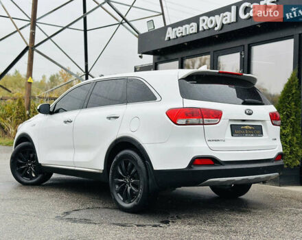 Киа Соренто 2015 в Харькове на Automoto.ua Белый Киа Соренто, объемом двигателя 2 л и пробегом 291 тыс. км за 17900 $, фото 3 на Automoto.ua