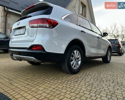 Белый Киа Соренто, объемом двигателя 2.2 л и пробегом 225 тыс. км за 19191 $, фото 15 на Automoto.ua