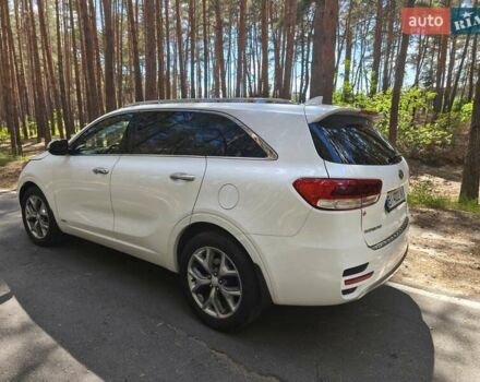 Белый Киа Соренто, объемом двигателя 2 л и пробегом 106 тыс. км за 19000 $, фото 2 на Automoto.ua