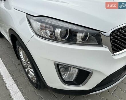 Белый Киа Соренто, объемом двигателя 2 л и пробегом 220 тыс. км за 18700 $, фото 10 на Automoto.ua