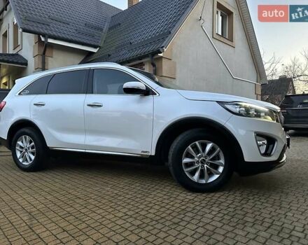 Белый Киа Соренто, объемом двигателя 2.2 л и пробегом 225 тыс. км за 19191 $, фото 196 на Automoto.ua