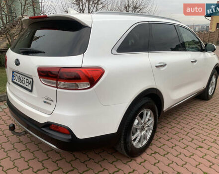 Белый Киа Соренто, объемом двигателя 2.2 л и пробегом 186 тыс. км за 23250 $, фото 10 на Automoto.ua