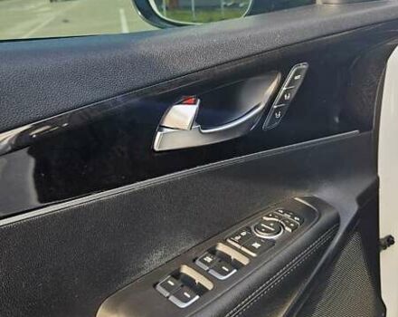 Білий Кіа Соренто, об'ємом двигуна 2.2 л та пробігом 216 тис. км за 19450 $, фото 12 на Automoto.ua