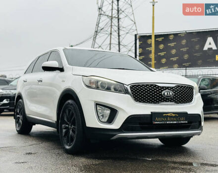 Киа Соренто 2015 в Харькове на Automoto.ua Белый Киа Соренто, объемом двигателя 2 л и пробегом 291 тыс. км за 17900 $, фото 6 на Automoto.ua