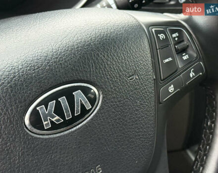 Білий Кіа Соренто, об'ємом двигуна 2.2 л та пробігом 175 тис. км за 17750 $, фото 67 на Automoto.ua