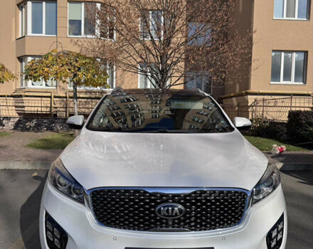 Белый Киа Соренто, объемом двигателя 2.2 л и пробегом 122 тыс. км за 21900 $, фото 1 на Automoto.ua