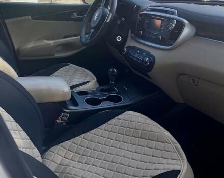 Белый Киа Соренто, объемом двигателя 2.36 л и пробегом 136 тыс. км за 16600 $, фото 15 на Automoto.ua