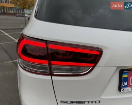 Білий Кіа Соренто, об'ємом двигуна 2.2 л та пробігом 145 тис. км за 22500 $, фото 41 на Automoto.ua