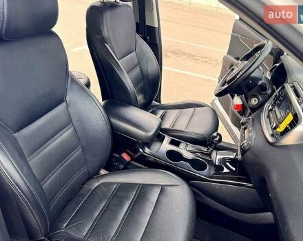 Белый Киа Соренто, объемом двигателя 3.3 л и пробегом 143 тыс. км за 15900 $, фото 8 на Automoto.ua