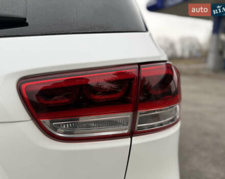 Білий Кіа Соренто, об'ємом двигуна 2.2 л та пробігом 135 тис. км за 24000 $, фото 22 на Automoto.ua