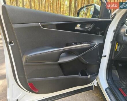 Белый Киа Соренто, объемом двигателя 2 л и пробегом 106 тыс. км за 19000 $, фото 18 на Automoto.ua