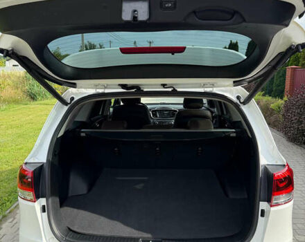 Киа Соренто 2015 в Львове на Automoto.ua Белый Киа Соренто, объемом двигателя 2 л и пробегом 164 тыс. км за 19100 $, фото 30 на Automoto.ua