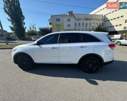 Белый Киа Соренто, объемом двигателя 2 л и пробегом 290 тыс. км за 18000 $, фото 23 на Automoto.ua