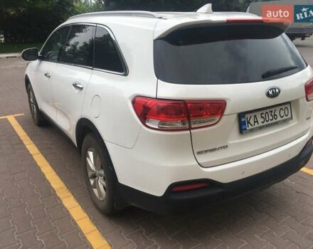 Белый Киа Соренто, объемом двигателя 3.3 л и пробегом 99 тыс. км за 15500 $, фото 3 на Automoto.ua