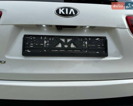 Киа Соренто 2015 в Львове на Automoto.ua Белый Киа Соренто, объемом двигателя 2 л и пробегом 164 тыс. км за 19100 $, фото 12 на Automoto.ua